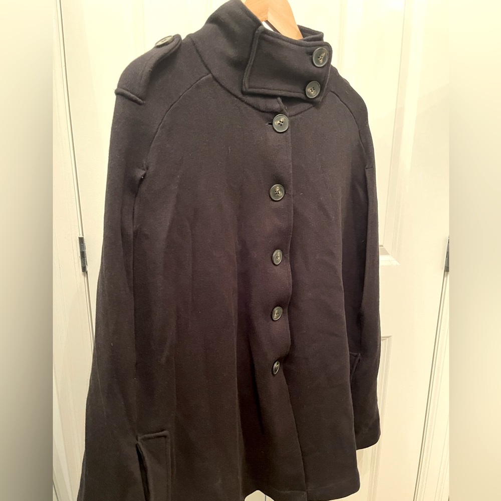 ZARA black cape jacket. Size L. Pockets. Like new condition. Soft knit. Black